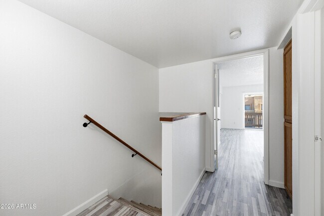 Building Photo - 12231 N 21st Ave