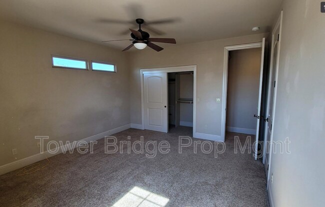 Building Photo - 3766 Mira Loma Dr