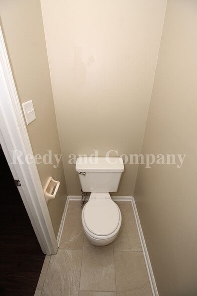 Building Photo - 6305 Kirby Downs Dr