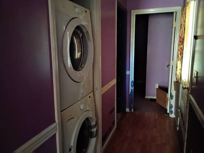 Building Photo - owner will finance