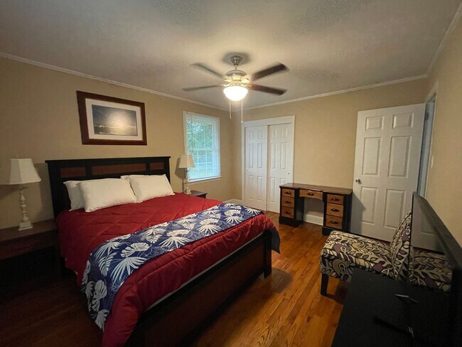 Building Photo - 406 Buie Ct