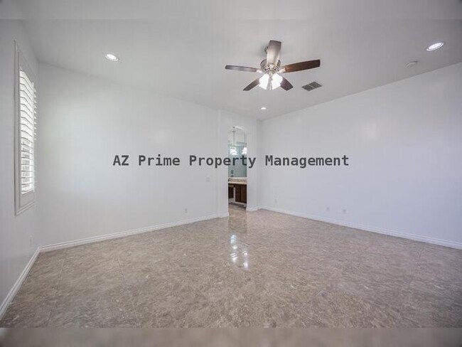Building Photo - 224 E Mead Dr