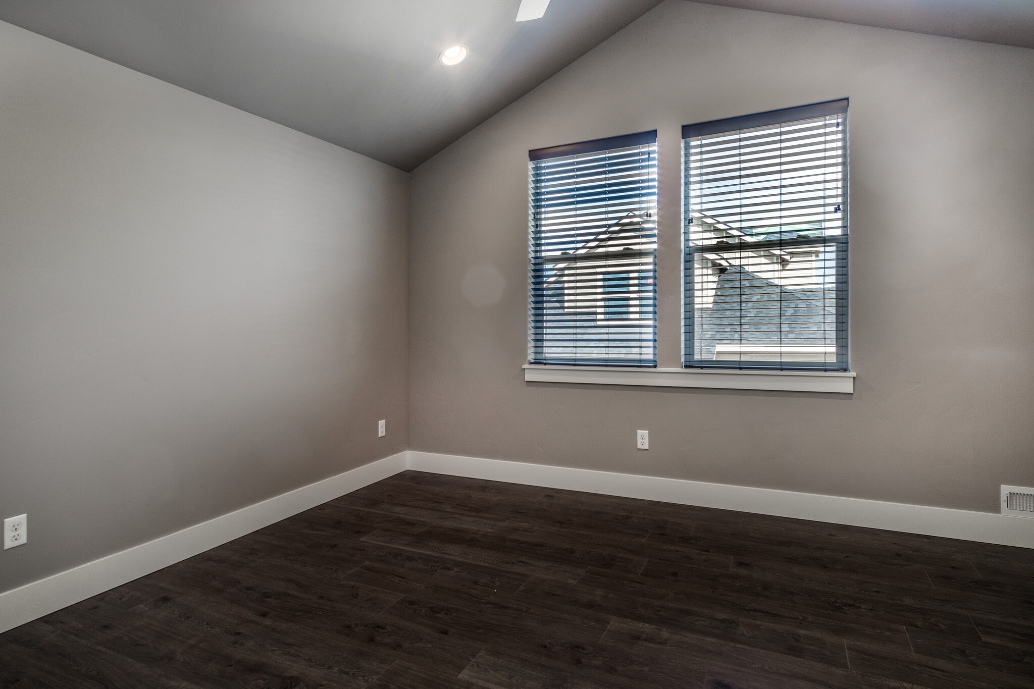 Building Photo - 20500 Empire Ave