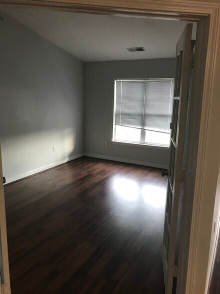 Building Photo - 11286 Hyde Pointe Ct