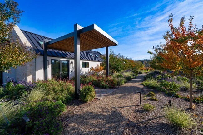 Building Photo - 6161 Silverado Trail