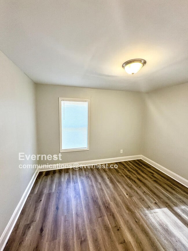 Building Photo - 2228 Jernigan Dr SE