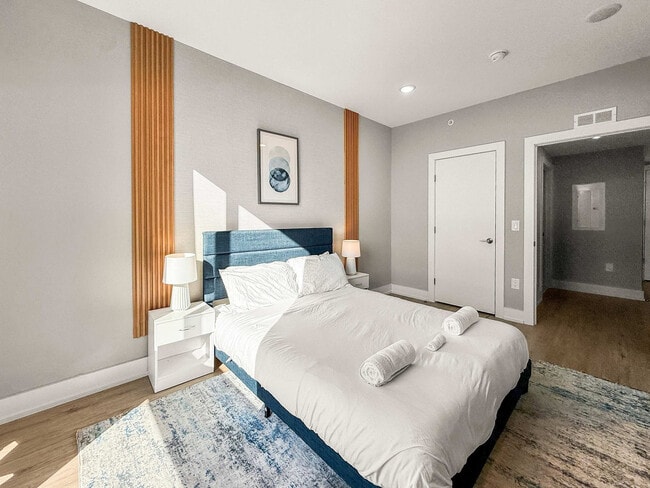 Building Photo - 626 N Delaware Ave