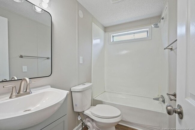 Building Photo - 234 Twin Creek Dr