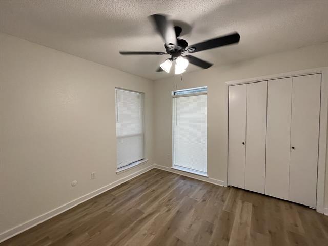 Building Photo - 3502 Hialeah Dr