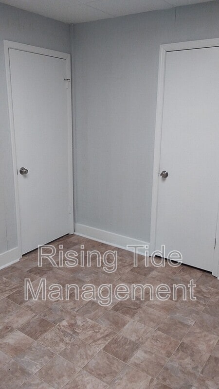 Building Photo - 508 Wood Terrace NE