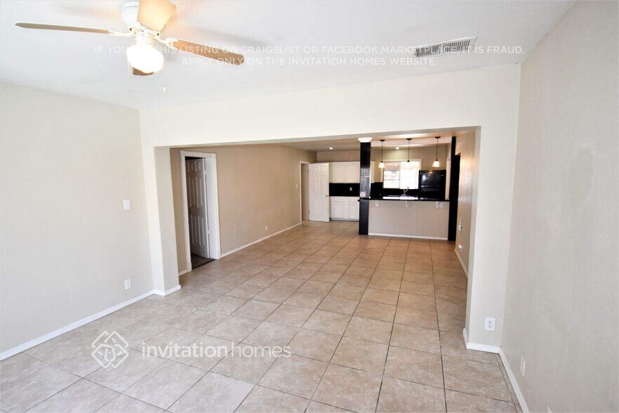Building Photo - 5043 N 20th Ave