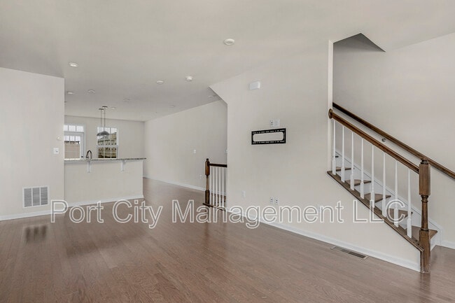 Building Photo - 4613 Marlene Mews