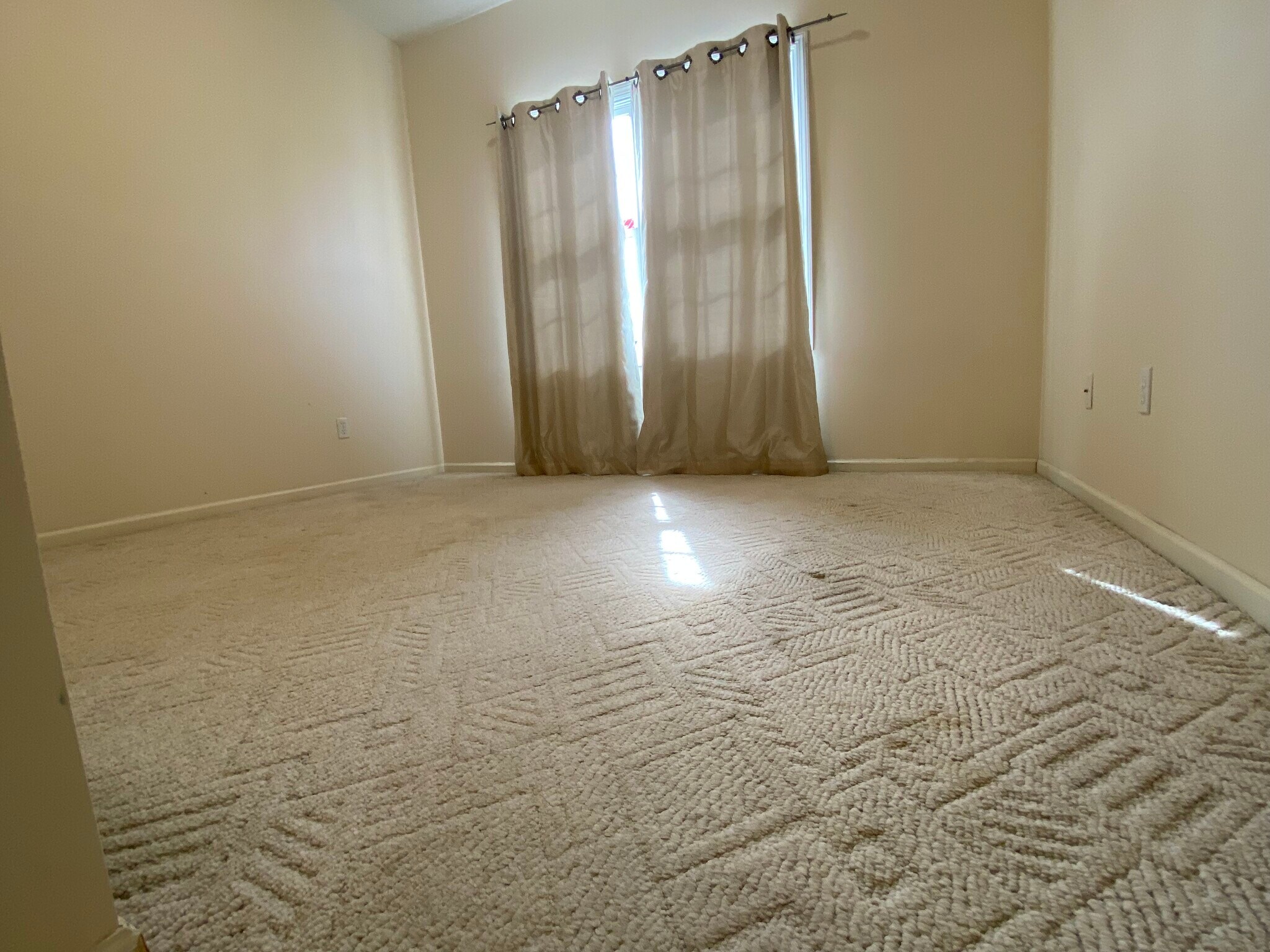 Building Photo - 123 Cobblestone Cir