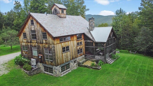 Building Photo - 36 Moses Pond Rd