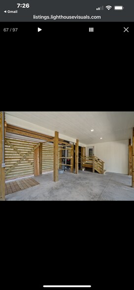 Building Photo - 9202 River Rd