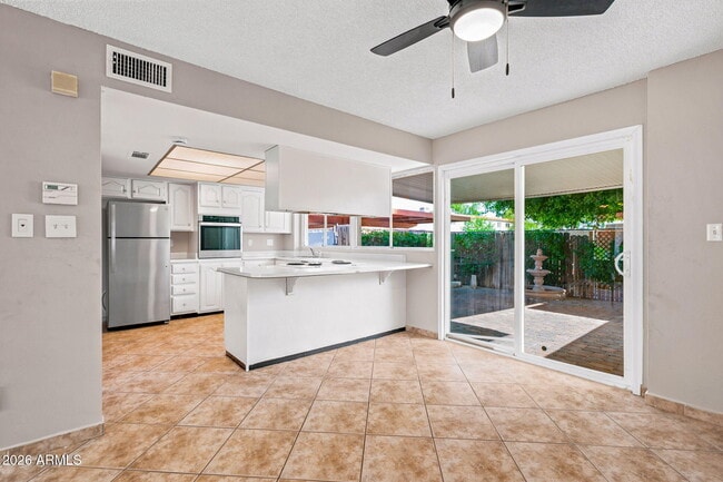 Building Photo - 7849 N 49th Ave