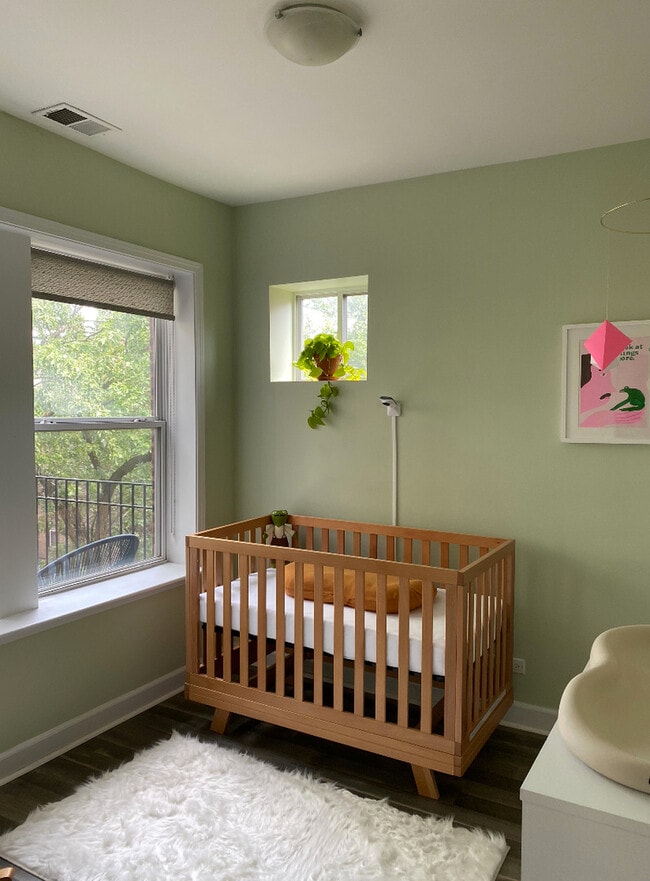 Building Photo - 1623 W Wallen Ave