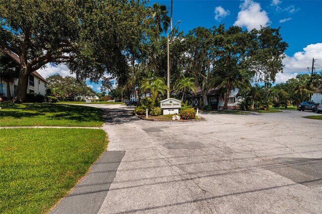 Building Photo - 400 N Bayshore Blvd