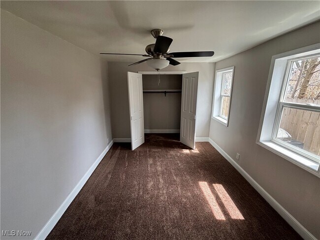 Building Photo - 1445 W 52nd St