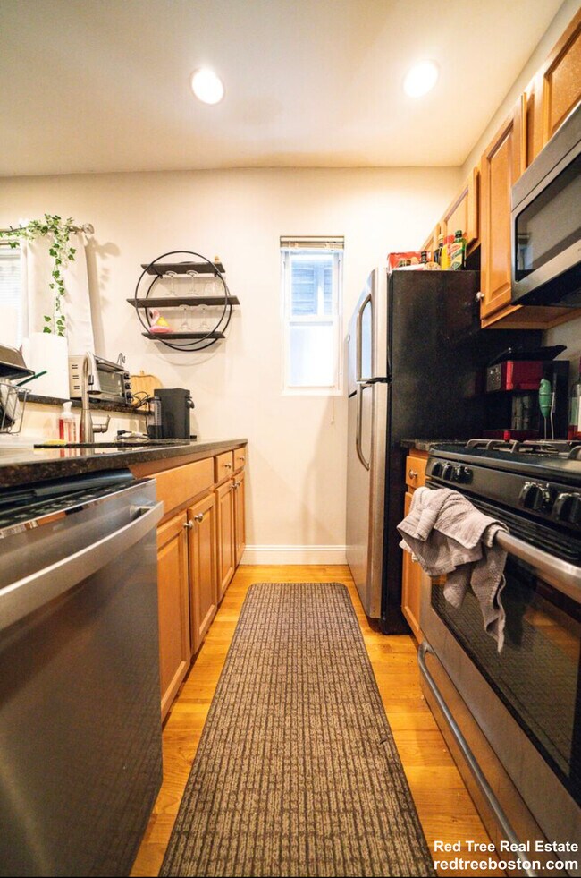 Building Photo - 3 Alleghany St