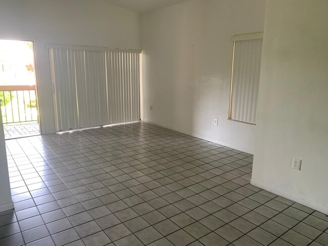 Building Photo - 7555 SW 153rd Pl