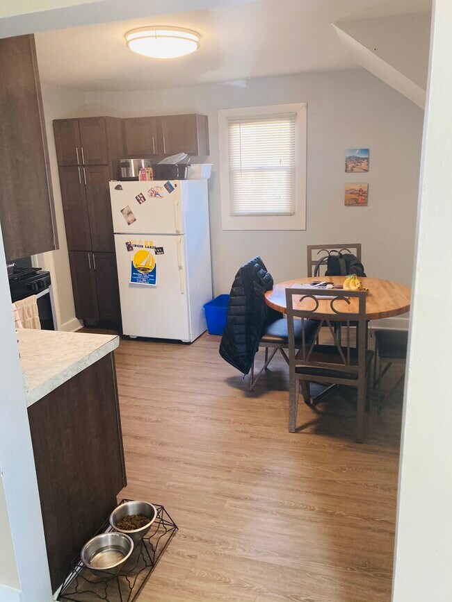 Building Photo - 34 Hickory Street