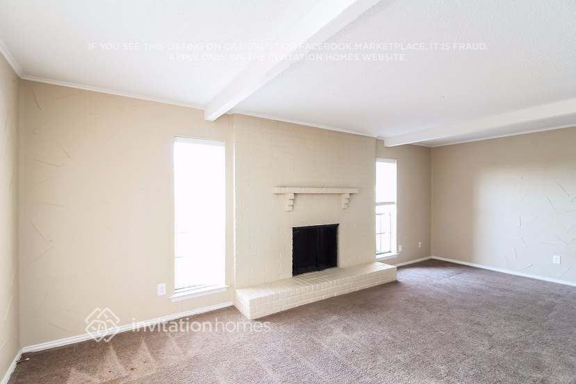 Building Photo - 518 Futrelle St
