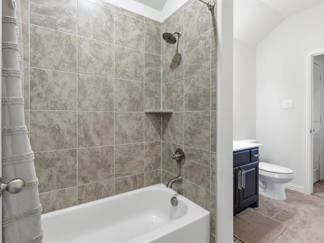 Building Photo - 1013 Wildwood Dr