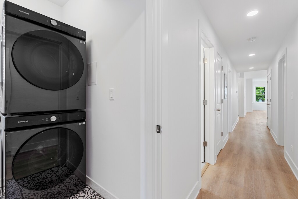 Building Photo - 6423 N Washtenaw Ave