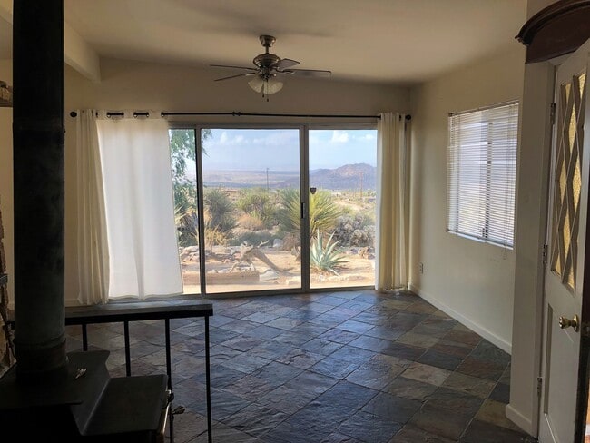 Building Photo - AVAILABLE NOW