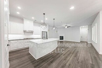 Building Photo - 9324 Trammel Davis Rd