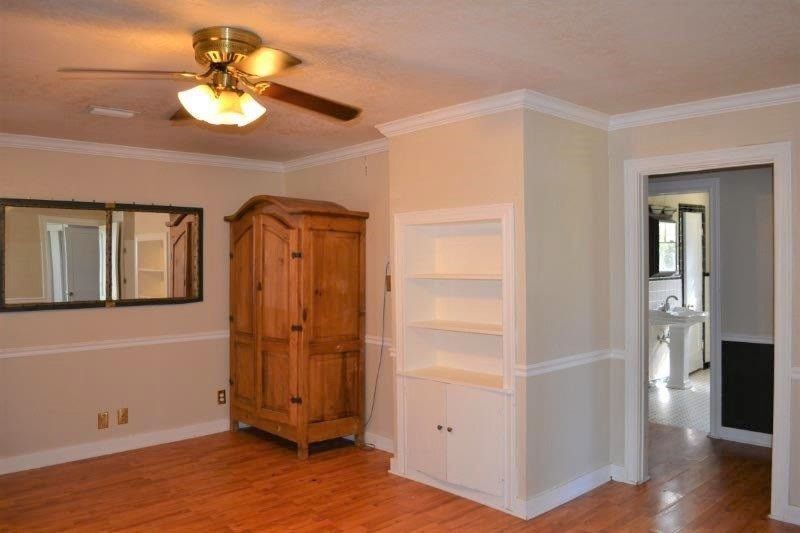 Building Photo - 103 Verna St