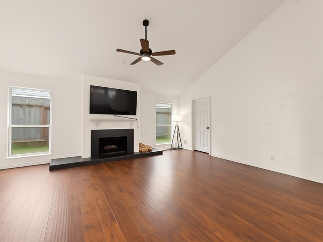 Building Photo - 1538 Beaconshire