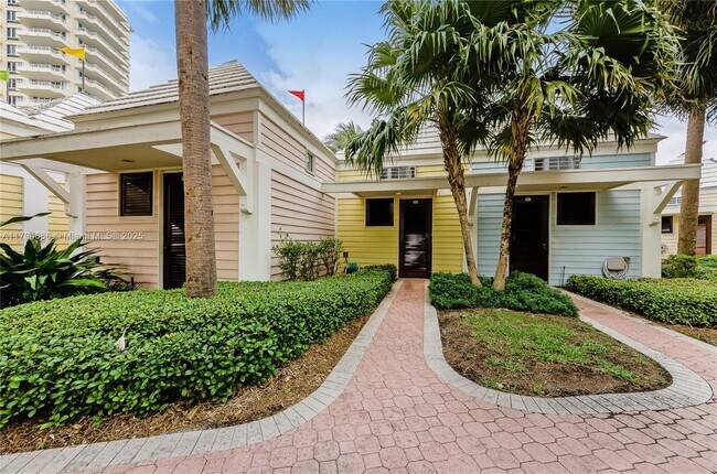 Building Photo - 799 Crandon Blvd