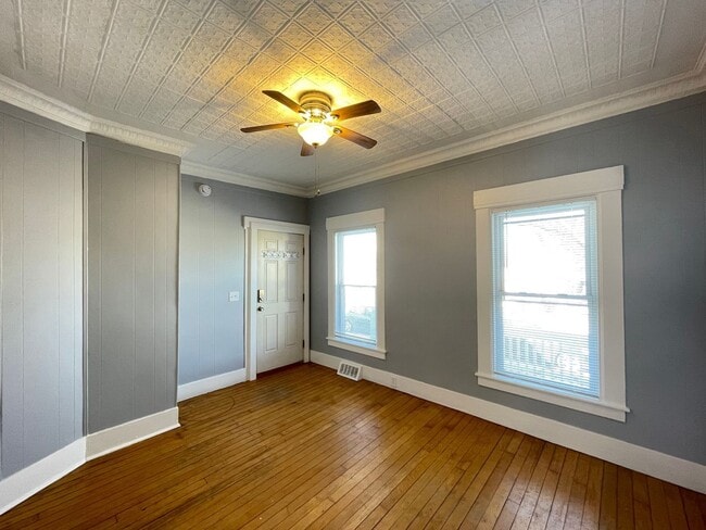 Building Photo - 29 Pennacook St