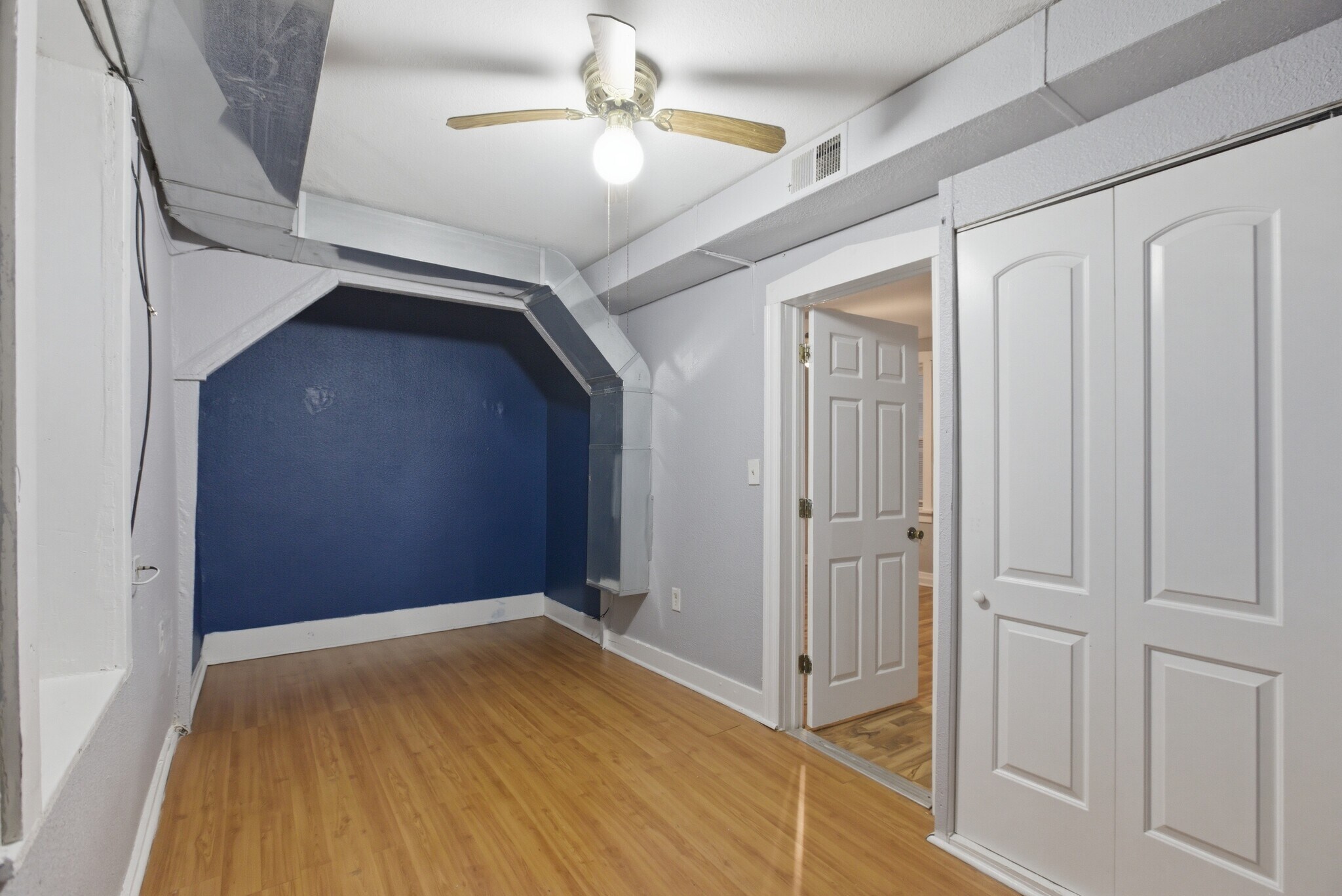 Building Photo - 1752 Drake