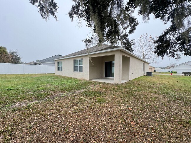 Building Photo - Beautiful 4 Bedroom 2 Bathroom Home in Bartow!