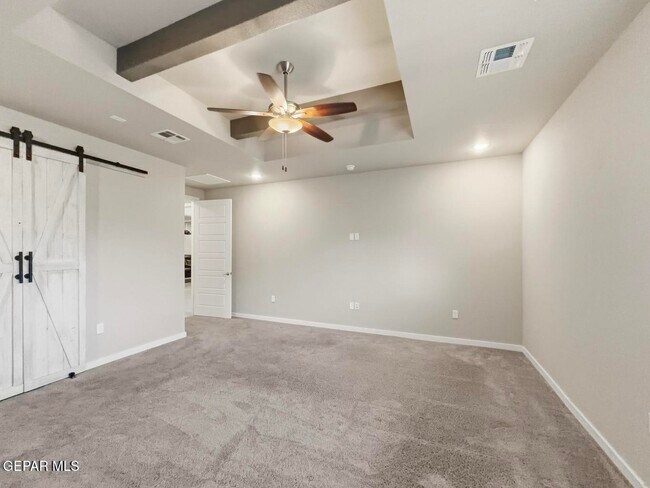 Building Photo - 14616 Tierra Burgos
