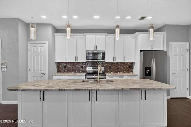 Building Photo - 11251 Campfield Dr