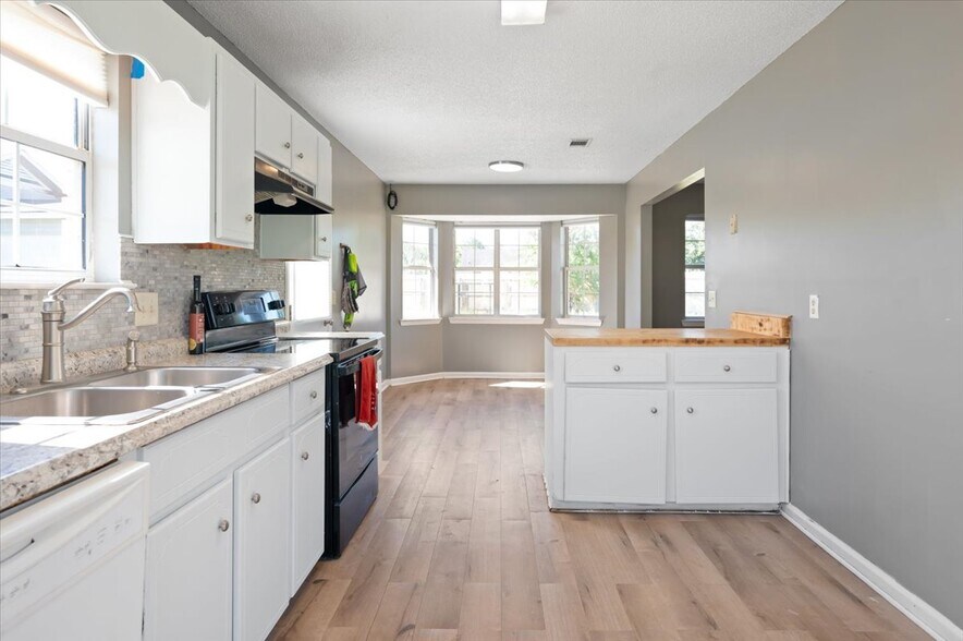 Building Photo - 756 Melissa Dr