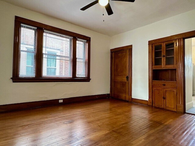 Large Dining room - 735 Dover Pl