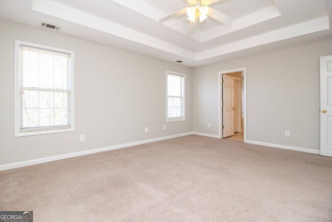 Building Photo - 301 Saddlewood Dr