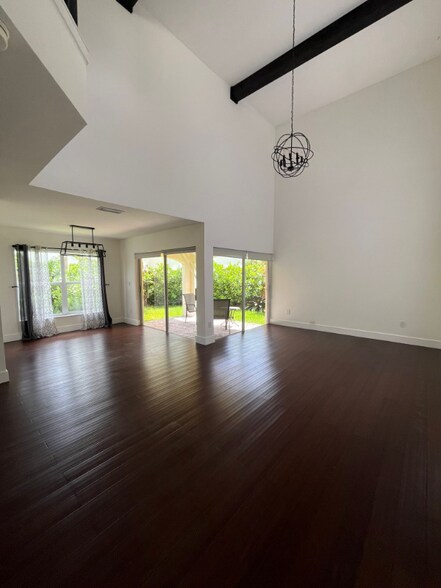 Building Photo - 9995 NW 51st Terrace