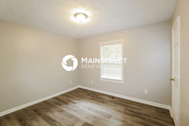 Building Photo - 3 Bedroom Pet-Friendly Home in MONROE, GA with Main Street Renewal