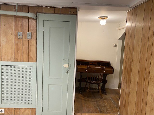 Building Photo - 212 Alpine Pl