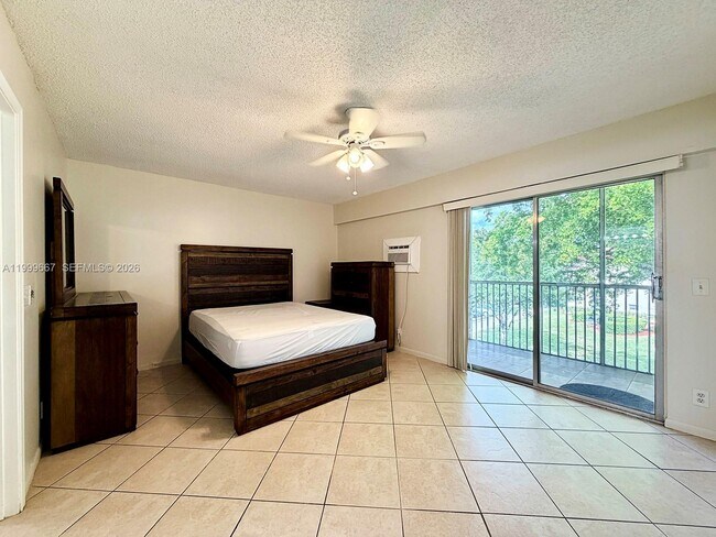 Building Photo - 13300 SW 1st St