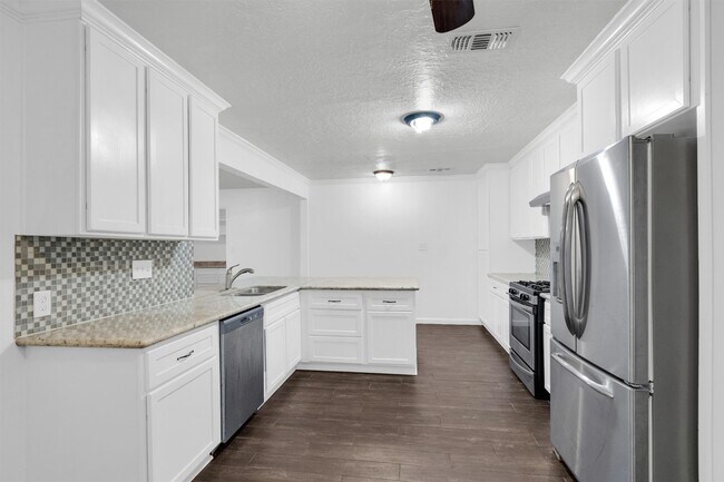 Building Photo - 21630 Punkin St