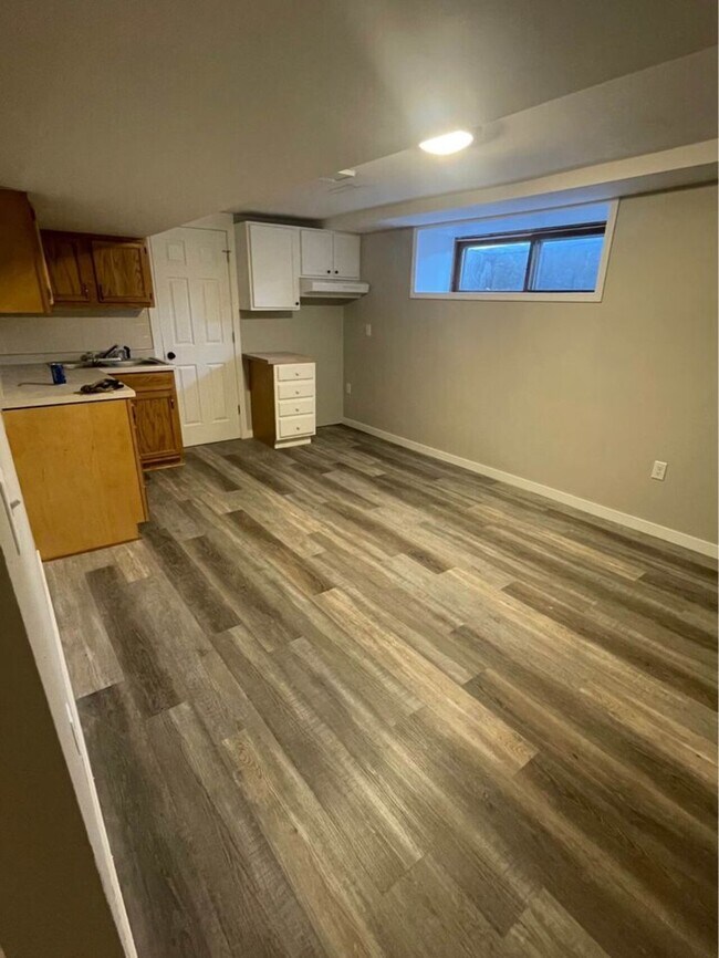 Building Photo - 2425 Patch St