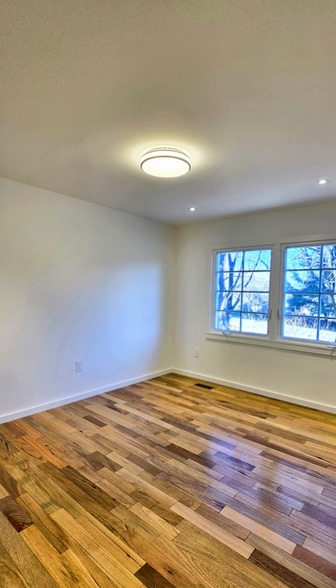 Building Photo - 816 Utterback Store Rd