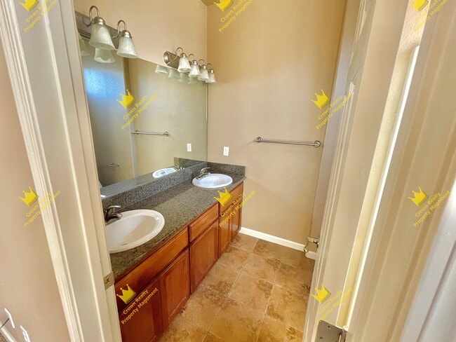 Building Photo - 1172 Goble Ct